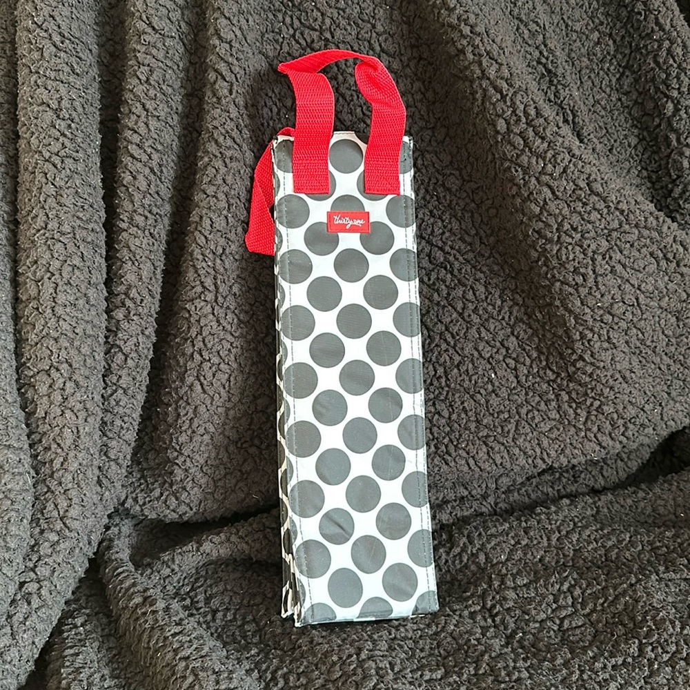 Thirty one wine holder